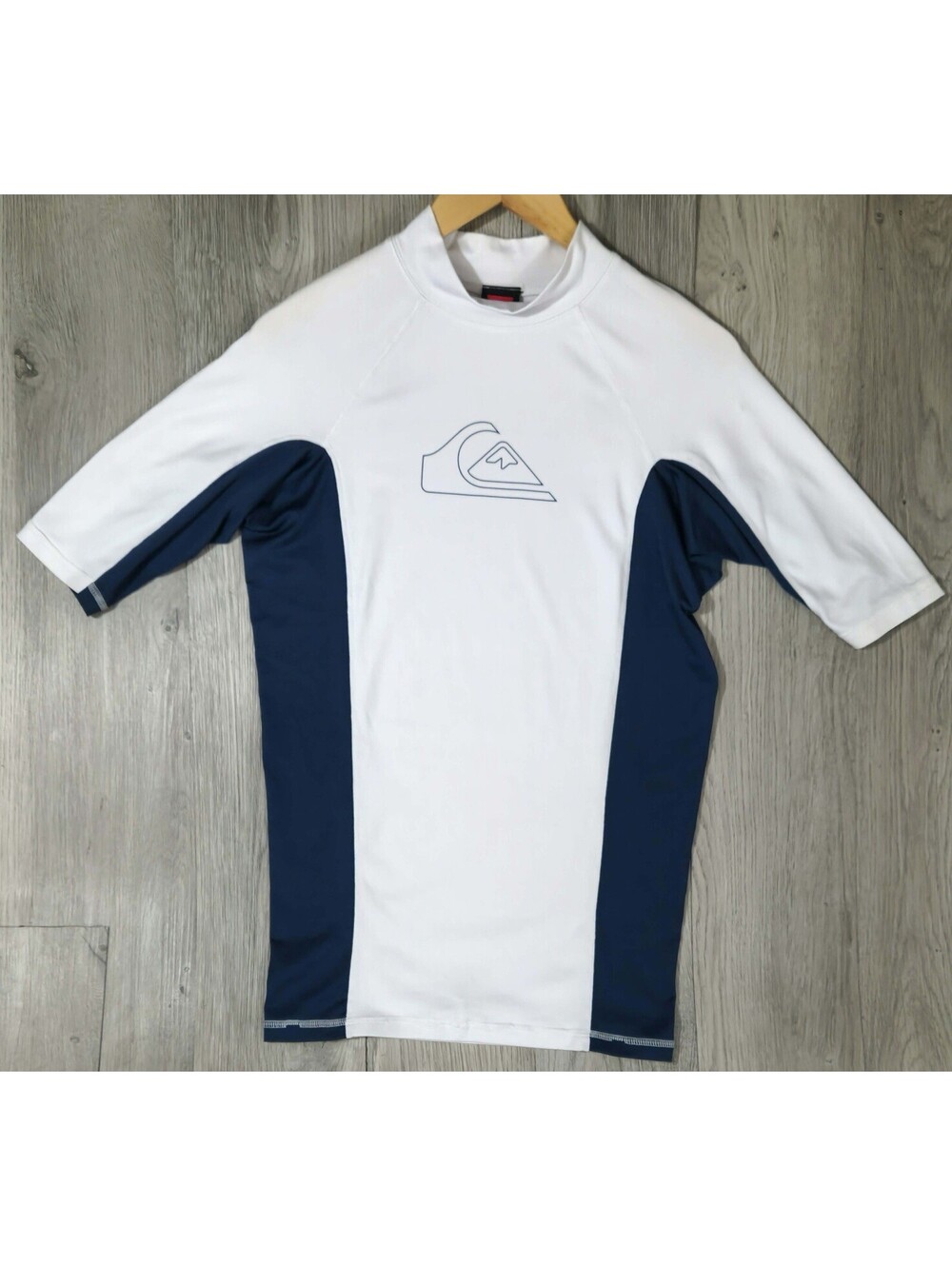 Quiksilver Rash Guard Surf Swim Shirt White Blue Short Sleeve Mens M #14